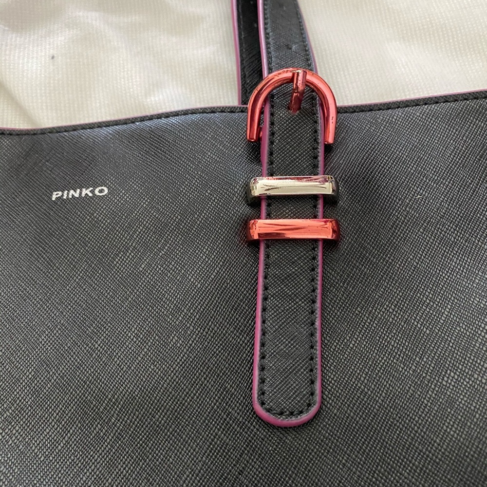 Pinko purse